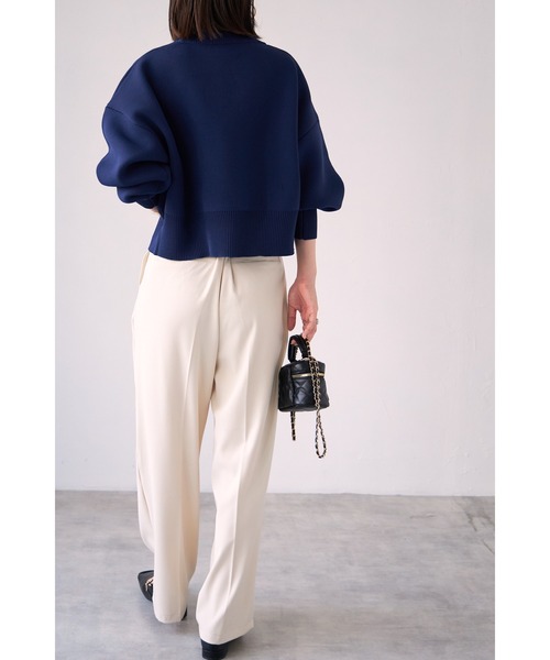 &. NOSTALGIA（アンドドットノスタルジア）の「【ZOZO限定】パールネックダイバーニットプルオーバー（ニット/セーター・レディース・ネイビー/アイボリー/グレー/ブラック・FREE）」の8枚目の写真