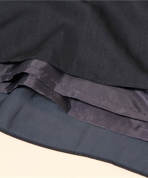 ELFORBR（エルフォーブル）の「サテンミドル丈ワンピース15（ワンピース・レディース・ネイビー/キャメル・36/38）」の16枚目の写真