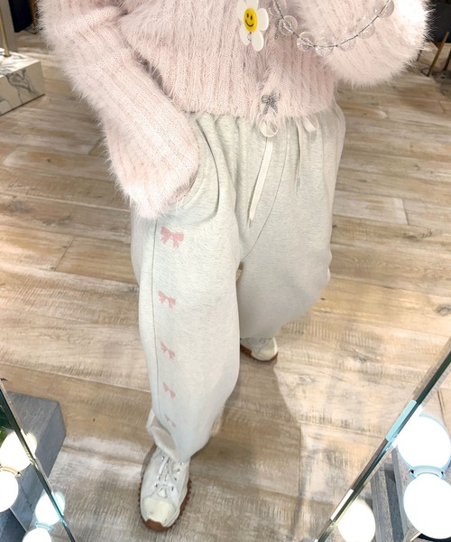 Alley by w closet（アリーバイダブルクローゼット）の「【Alley】リボン刺繍スウェットパンツ（スウェットパンツ・レディース・オートミール/グレー・FREE）」の5枚目の写真