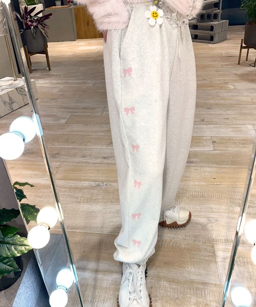 Alley by w closet（アリーバイダブルクローゼット）の「【Alley】リボン刺繍スウェットパンツ（スウェットパンツ・レディース・オートミール/グレー・FREE）」の8枚目の写真