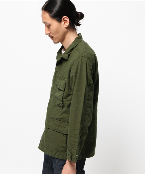 Journal Standard TRISECT(トライセクト)の「TRISECT MADE IN AMERICA: ファティーグジャケット ##(ミリタリージャケット・メンズ・カーキ/グリーン・SMALL/LARGE/MEDIUM)」の4枚目の写真