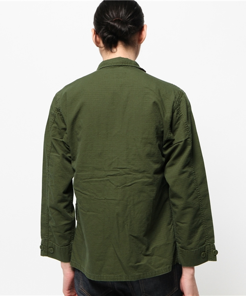 Journal Standard TRISECT(トライセクト)の「TRISECT MADE IN AMERICA: ファティーグジャケット ##(ミリタリージャケット・メンズ・カーキ/グリーン・SMALL/LARGE/MEDIUM)」の5枚目の写真