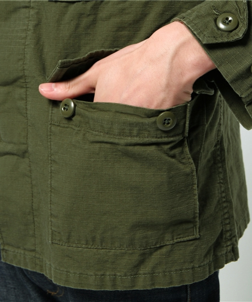 Journal Standard TRISECT(トライセクト)の「TRISECT MADE IN AMERICA: ファティーグジャケット ##(ミリタリージャケット・メンズ・カーキ/グリーン・SMALL/LARGE/MEDIUM)」の8枚目の写真
