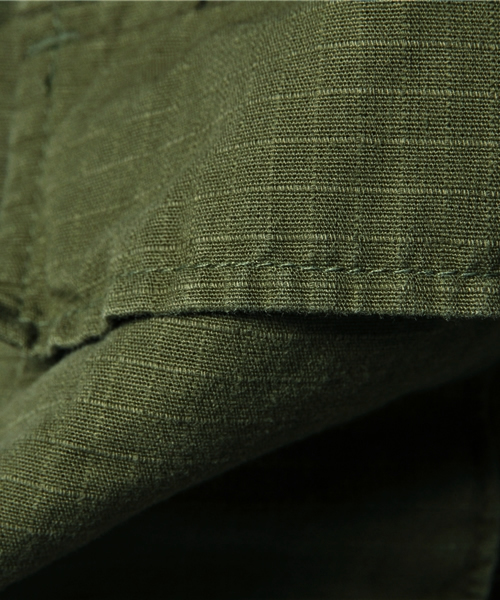 Journal Standard TRISECT(トライセクト)の「TRISECT MADE IN AMERICA: ファティーグジャケット ##(ミリタリージャケット・メンズ・カーキ/グリーン・SMALL/LARGE/MEDIUM)」の13枚目の写真