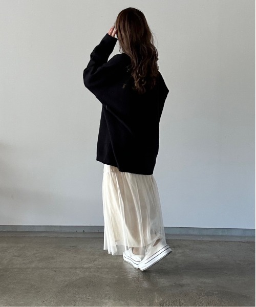 t a r o s u(タロス)の「one point logo loose cardigan/ワンポイントロゴルースカーディガン(カーディガン/ボレロ・レディース・ブラック/グレー・FREE)」の6枚目の写真