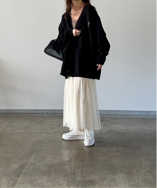 t a r o s u(タロス)の「one point logo loose cardigan/ワンポイントロゴルースカーディガン(カーディガン/ボレロ・レディース・ブラック/グレー・FREE)」の11枚目の写真
