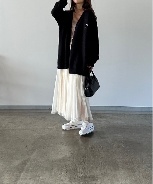 t a r o s u(タロス)の「one point logo loose cardigan/ワンポイントロゴルースカーディガン(カーディガン/ボレロ・レディース・ブラック/グレー・FREE)」の13枚目の写真
