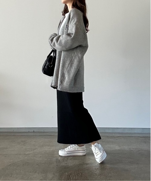 t a r o s u(タロス)の「one point logo loose cardigan/ワンポイントロゴルースカーディガン(カーディガン/ボレロ・レディース・ブラック/グレー・FREE)」の22枚目の写真