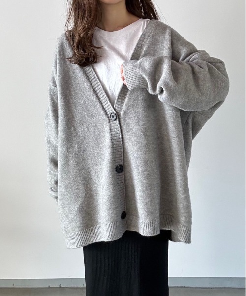 t a r o s u(タロス)の「one point logo loose cardigan/ワンポイントロゴルースカーディガン(カーディガン/ボレロ・レディース・ブラック/グレー・FREE)」の20枚目の写真