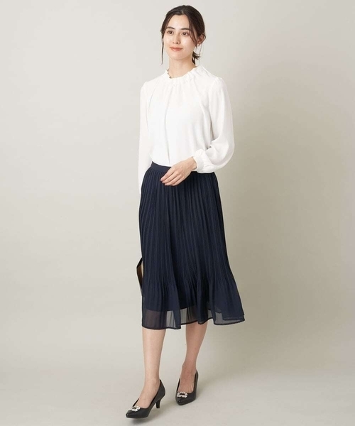 a.v.v(アーヴェヴェ)の「タックパールブラウス(シャツ/ブラウス・レディース・ホワイト・40/36/38/34/42)」の7枚目の写真