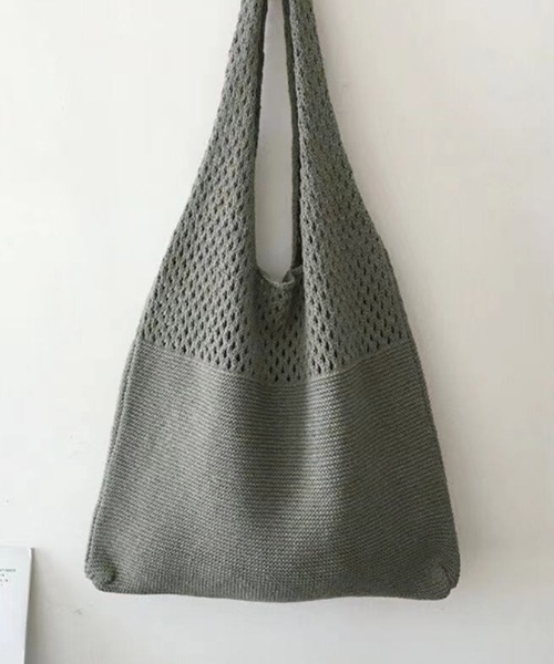 Miniministore（ミニミニストア）の「トートバッグ ニット編み バッグ鞄かばん（トートバッグ・レディース・パープル/グリーン/ブラック/ダークグリーン/ライトイエロー/ラベンダー/ダークブラウン/ダークパープル/ライトブラウン/ベージュ/アイボリー/ブルー/ダークグレー/ライトブルー/グレイッシュブルー/オフホワイト/ミント/イエロー/ワインレッド・フリー）」の4枚目の写真