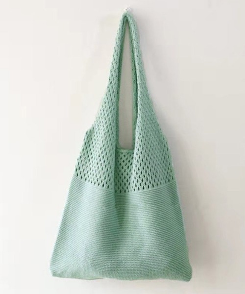 Miniministore（ミニミニストア）の「トートバッグ ニット編み バッグ鞄かばん（トートバッグ・レディース・パープル/グリーン/ブラック/ダークグリーン/ライトイエロー/ラベンダー/ダークブラウン/ダークパープル/ライトブラウン/ベージュ/アイボリー/ブルー/ダークグレー/ライトブルー/グレイッシュブルー/オフホワイト/ミント/イエロー/ワインレッド・フリー）」の10枚目の写真