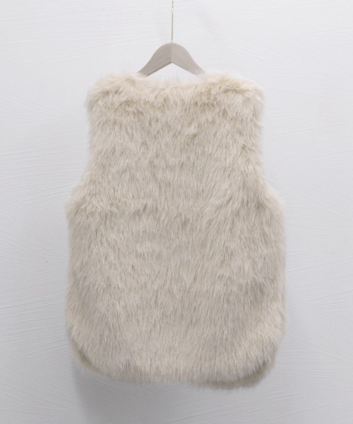 Lemonplet ホワイトエコファーベスト♡Ｓサイズ セール】エコファーベスト ファージレ 体型カバー（ベスト