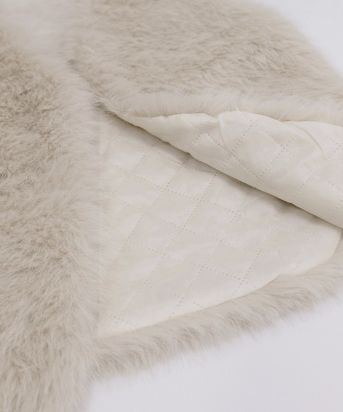 Lemonplet ホワイトエコファーベスト♡Ｓサイズ セール】エコファーベスト ファージレ 体型カバー（ベスト