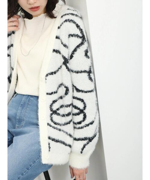 Samansa Mos2 blue(サマンサモスモスブルー)の「◎アソートフェザーカーディガン(カーディガン/ボレロ・レディース・チャコールグレー/ブラック/オフホワイト・F)」の4枚目の写真