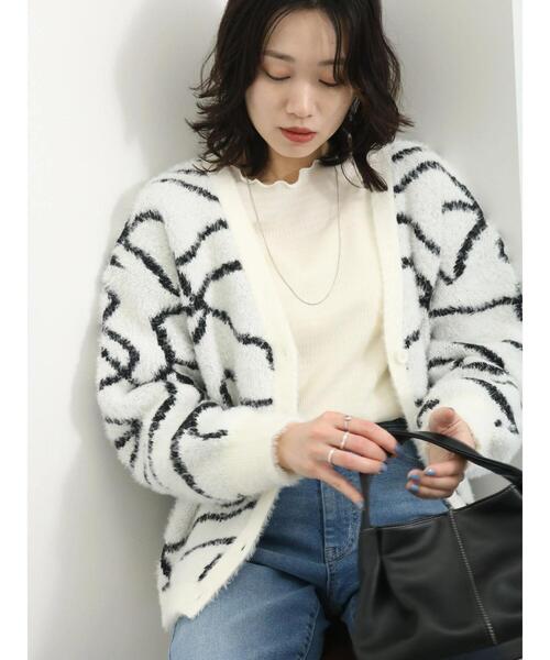 Samansa Mos2 blue(サマンサモスモスブルー)の「◎アソートフェザーカーディガン(カーディガン/ボレロ・レディース・チャコールグレー/ブラック/オフホワイト・F)」の12枚目の写真