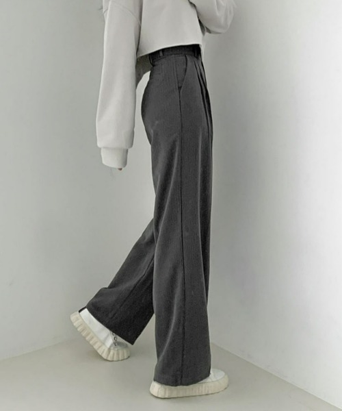 BEIDELLI（ベイデリー）の「[BELLIDE MADE] ハイウエストワンボタンピンタックワイドスラックス（スラックス・レディース・チャコールグレー/ベージュ/ブラック・SMALL/MEDIUM/LARGE）」の11枚目の写真