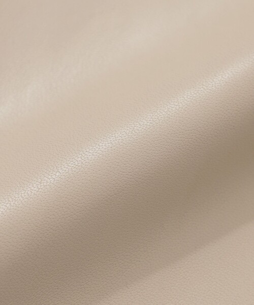 EPOCA（エポカ）の「ソフトシープレザー　ジャケット（ライダースジャケット・レディース・ブラウン系その他5/ベージュ・40）」の8枚目の写真