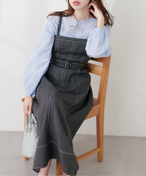 natural couture(ナチュラルクチュール)の「ウエストベルトステッチデザインジャンスカ(ジャンパースカート・レディース・ネイビー/ライトベージュ/ブラック・FREE)」の7枚目の写真