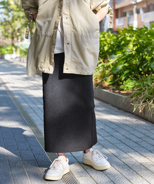 Spick & Span(スピックアンドスパン)の「ラメ総針タイトスカート(スカート・レディース・ベージュ/ブラック/グレー・36/38)」の8枚目の写真