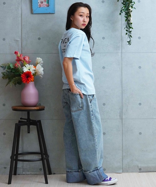 RVCA（ルーカ）の「【ムラサキスポーツ限定】RVCA/ルーカ Tシャツ バックプリント Tシャツ BE043-P20（Tシャツ/カットソー・レディース・ライトブルー/ブラック/ライトパープル/スミクロ/ホワイト・L/M/S）」の16枚目の写真