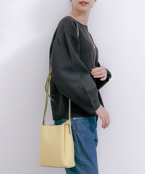 Jayro(ジャイロ)の「たて型ミニショルダーバッグ(ショルダーバッグ・レディース・ホワイト系その他/ベージュ/イエロー/ブラック・FREE)」の14枚目の写真