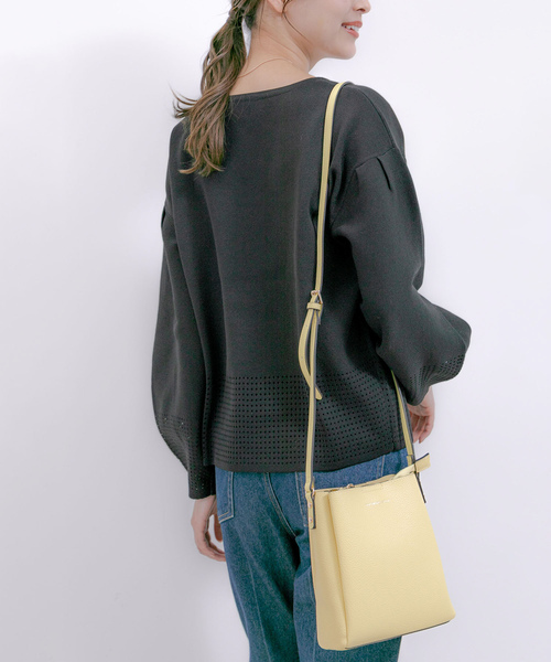 Jayro(ジャイロ)の「たて型ミニショルダーバッグ(ショルダーバッグ・レディース・ホワイト系その他/ベージュ/イエロー/ブラック・FREE)」の15枚目の写真