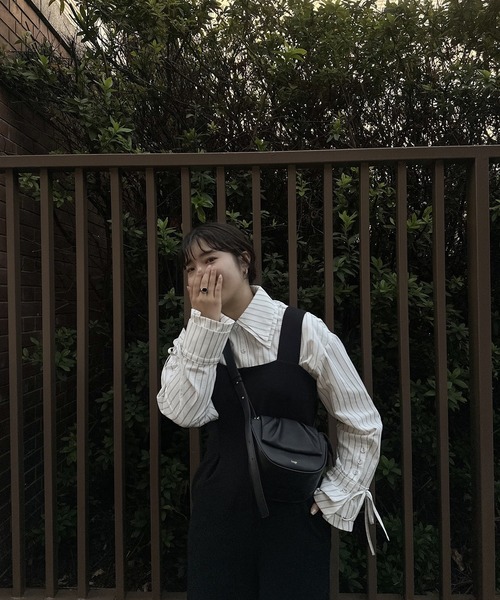 lawgy マルチウェイダブルポイントストライプシャツ ラメニットビスチェ lawgy（ラウジー）の「multiway double point stripe shirt