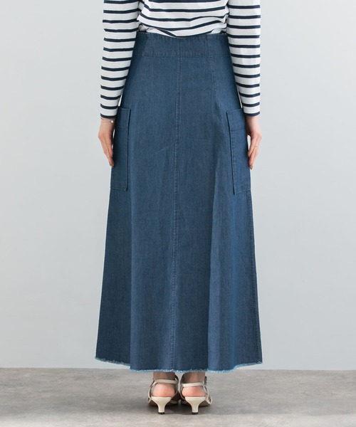 URBAN RESEARCH ROSSO WOMEN（アーバンリサーチ　ロッソ）の「ボタンデニムスカート（スカート・レディース・ホワイト/インディゴブルー・36/38）」の21枚目の写真