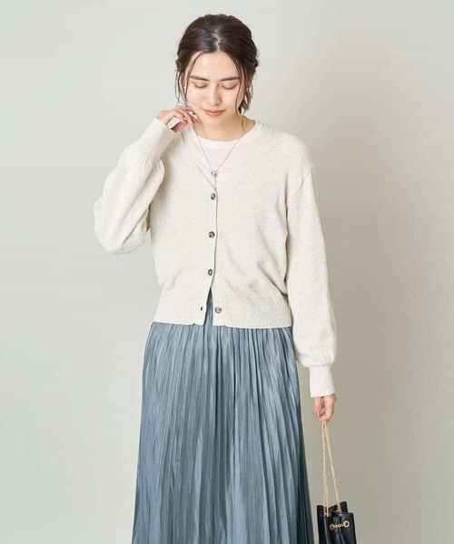 a.v.v（アーヴェヴェ）の「ショートニットカーディガン（カーディガン/ボレロ・レディース・アイボリー/オレンジ・40/36/38）」の11枚目の写真