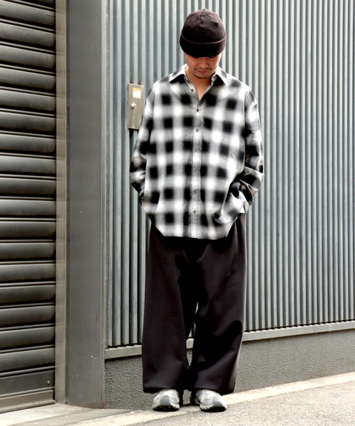 WILLY CHAVARRIA(ウィリーチャバリア)の「【THE SEED BY WILLY CHAVARRIA 】Linus Sweat Pants(スウェットパンツ・メンズ・ライトグレー/ブラック系その他・42/40)」の3枚目の写真