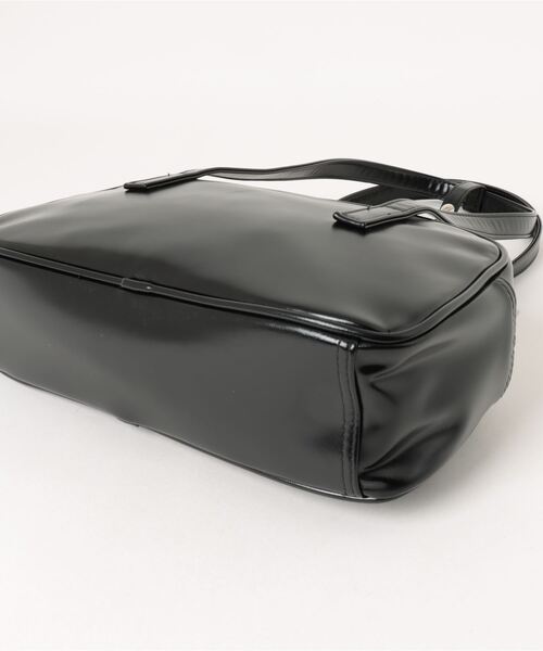 LOWRYS FARM（ローリーズファーム）の「ワイドボストンバック  102047（ハンドバッグ・レディース・ブラック/アイボリー・FREE）」の18枚目の写真