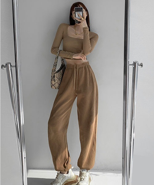 gossip!ロサンゼルス(ゴシップロサンゼルス)の「sweat pants /スウェット ジョガーパンツ(スウェットパンツ・レディース・ミント/ブラック/カーキ/オフホワイト/ホワイト/ライトグレー/ネイビー/ダークグレー・FREE)」の9枚目の写真