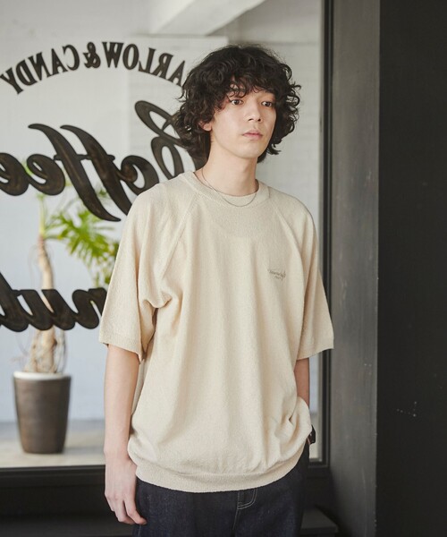 TOWNCRAFT（タウンクラフト）の「TOWNCRAFT（タウンクラフト）別注ループヤーンニットプルオーバー（WEB限定カラー）（ニット/セーター・メンズ・ネイビー/ダークブラウン/オフホワイト/ブラック・M/L/XL）」の8枚目の写真