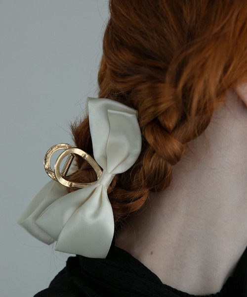 BONLECILL noir（ボンルシールノワール）の「【BONLECILL noir】サテンリボンヘアクリップ（バレッタ/ヘアクリップ・レディース・ベージュ/オフホワイト/ブラック・FREE）」の11枚目の写真
