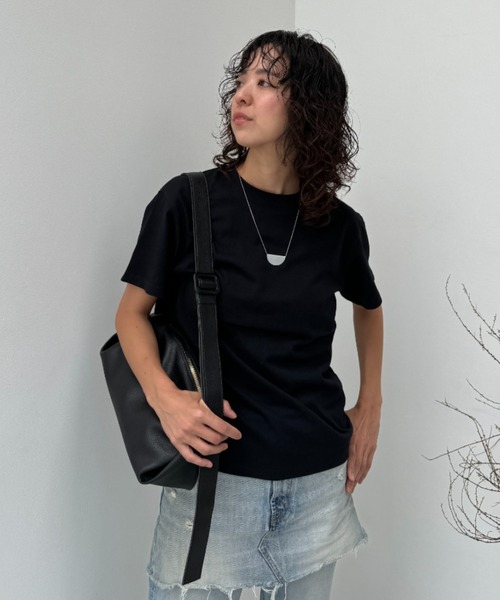 y/m(イム)の「ベーシックTシャツ(Tシャツ/カットソー・レディース・ベージュ/レッド/オフホワイト/ブラック・FREE)」の12枚目の写真