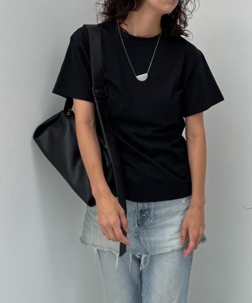 y/m(イム)の「ベーシックTシャツ(Tシャツ/カットソー・レディース・ベージュ/レッド/オフホワイト/ブラック・FREE)」の13枚目の写真