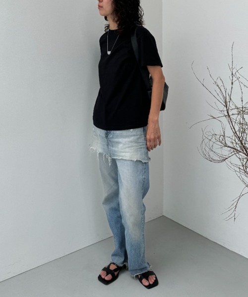 y/m(イム)の「ベーシックTシャツ(Tシャツ/カットソー・レディース・ベージュ/レッド/オフホワイト/ブラック・FREE)」の16枚目の写真
