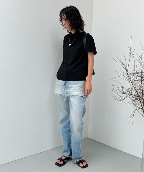 y/m(イム)の「ベーシックTシャツ(Tシャツ/カットソー・レディース・ベージュ/レッド/オフホワイト/ブラック・FREE)」の17枚目の写真