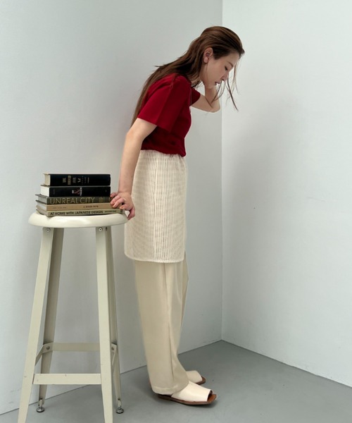 y/m(イム)の「ベーシックTシャツ(Tシャツ/カットソー・レディース・ベージュ/レッド/オフホワイト/ブラック・FREE)」の21枚目の写真