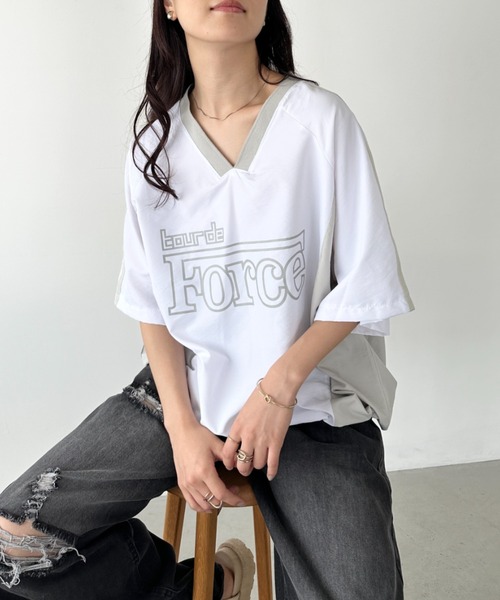 CLEA(クレア)の「プリントロゴナイロン半袖ゲームシャツ(Tシャツ/カットソー・レディース・ネイビー/ホワイト/ブラック・FREE)」の2枚目の写真