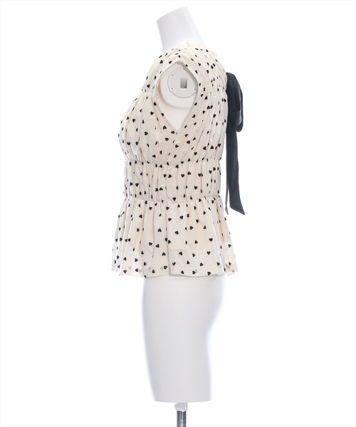 clear（クリア）の「バックリボンハート柄フロッキープリントトップス[ウィッシュコア ガーリー]≪再入荷≫（Tシャツ/カットソー・レディース・ブラック/オフホワイト/ベージュ・F）」の6枚目の写真