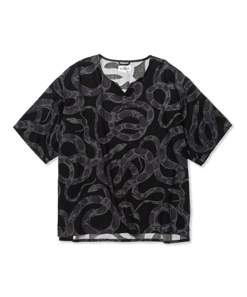 CALEE（キャリー）の「R/P ALLOVER SNAKE PATTERN KEY NECK WIDE