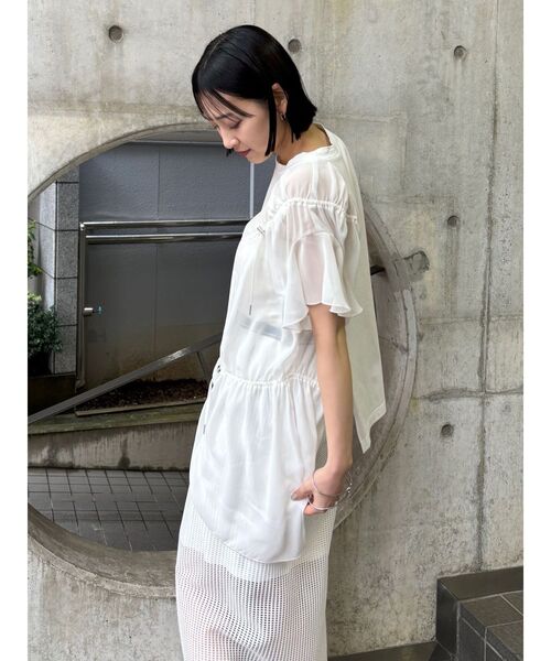 MURUA(ムルーア)の「ドッキングオーバーTシャツ(Tシャツ/カットソー・レディース・ホワイト/ブラック・FREE)」の5枚目の写真