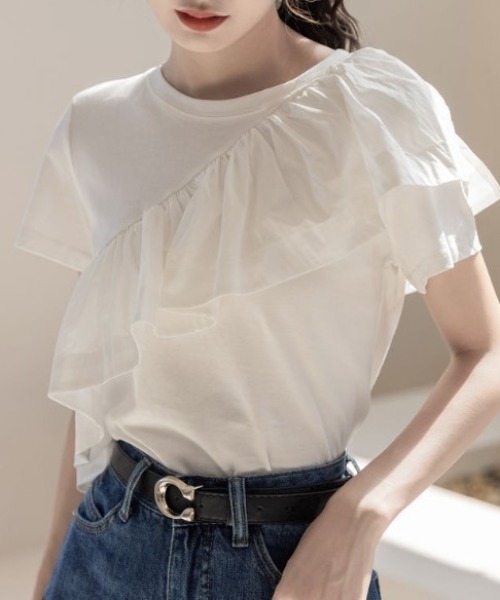 sorule（ソルレ）の「スラッシュフリルT（Tシャツ/カットソー・レディース・ホワイト・FREE）」の3枚目の写真