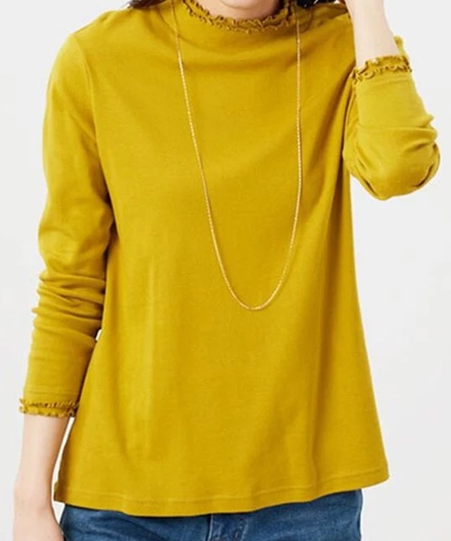 BELLUNA PLUS(ベルーナ)の「重ね着風フリル衿プルオーバー(Tシャツ/カットソー・レディース・モカ/イエロー系/ブラック系/オフホワイト/ネイビー系/ライラック系1・MEDIUM/LARGE/X-LARGE)」の1枚目の写真
