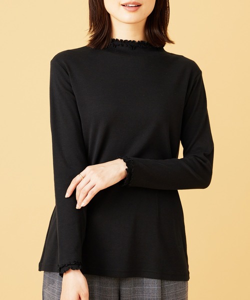 BELLUNA PLUS(ベルーナ)の「重ね着風フリル衿プルオーバー(Tシャツ/カットソー・レディース・モカ/イエロー系/ブラック系/オフホワイト/ネイビー系/ライラック系1・MEDIUM/LARGE/X-LARGE)」の12枚目の写真