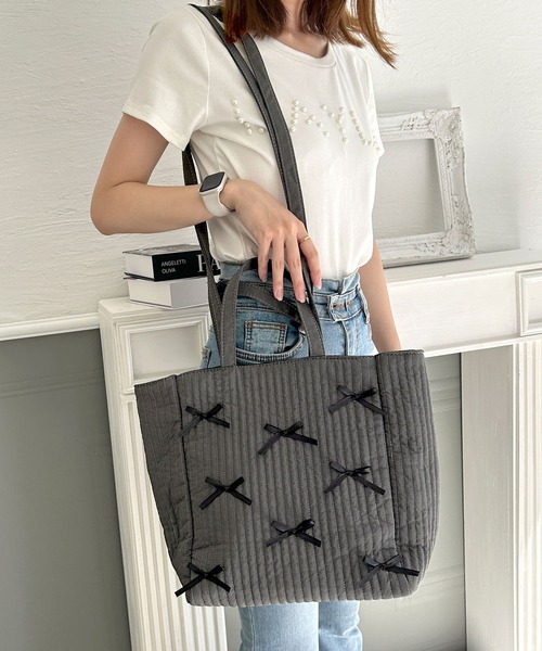 Julia Boutique(ジュリアブティック)の「2WAYリボン付きトートバッグ/24630(トートバッグ・レディース・グレー/ブラック・ONE)」の8枚目の写真