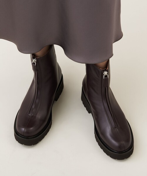 ODETTE E ODILE（オデットエオディール）の「センターメタルジップ