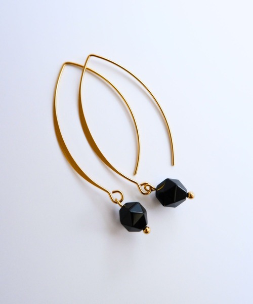 CERCA(チェルカ)の「SARINOHANA/サージカルステンレス/シンプル天然石ピアス/ゴールドカラー(ピアス(両耳用)・レディース・A/C/D/B・FREE)」の2枚目の写真